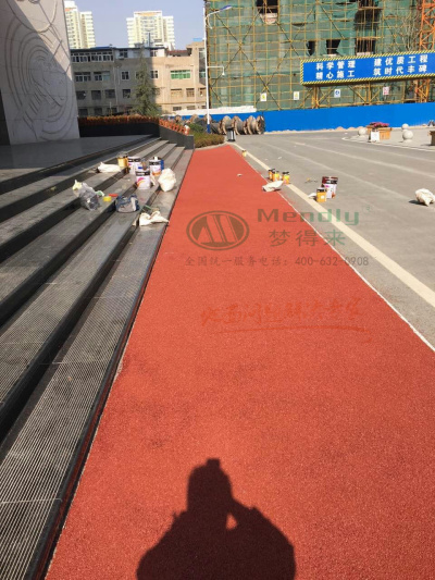 航天五一〇所 麦盖提彩色路面